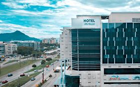 Esuites Hotel Recreio Shopping